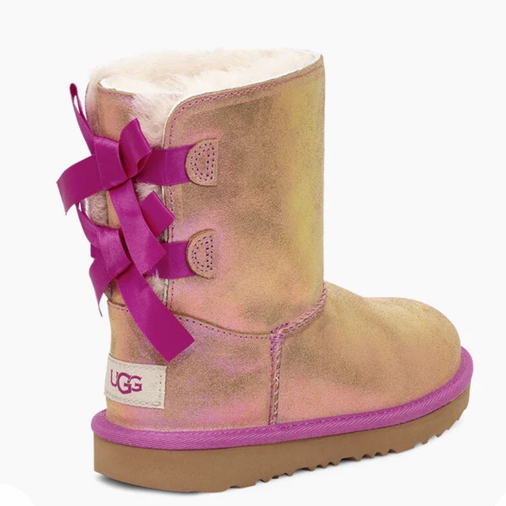 NIB UGG BAILEY BOW II Chestnut Fuchsia SHIMMER boots (38) - Picture 2 of 6
